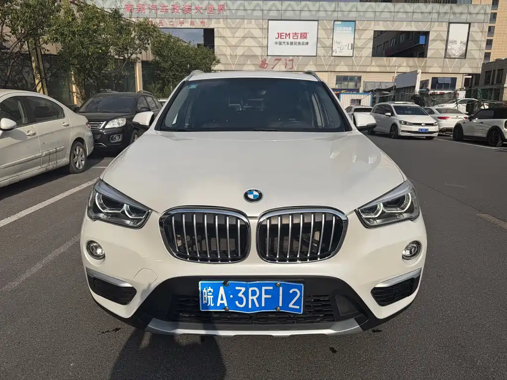 BMW X1 2018 sDrive18Li Exclusive Model купить на сайте DeffCars