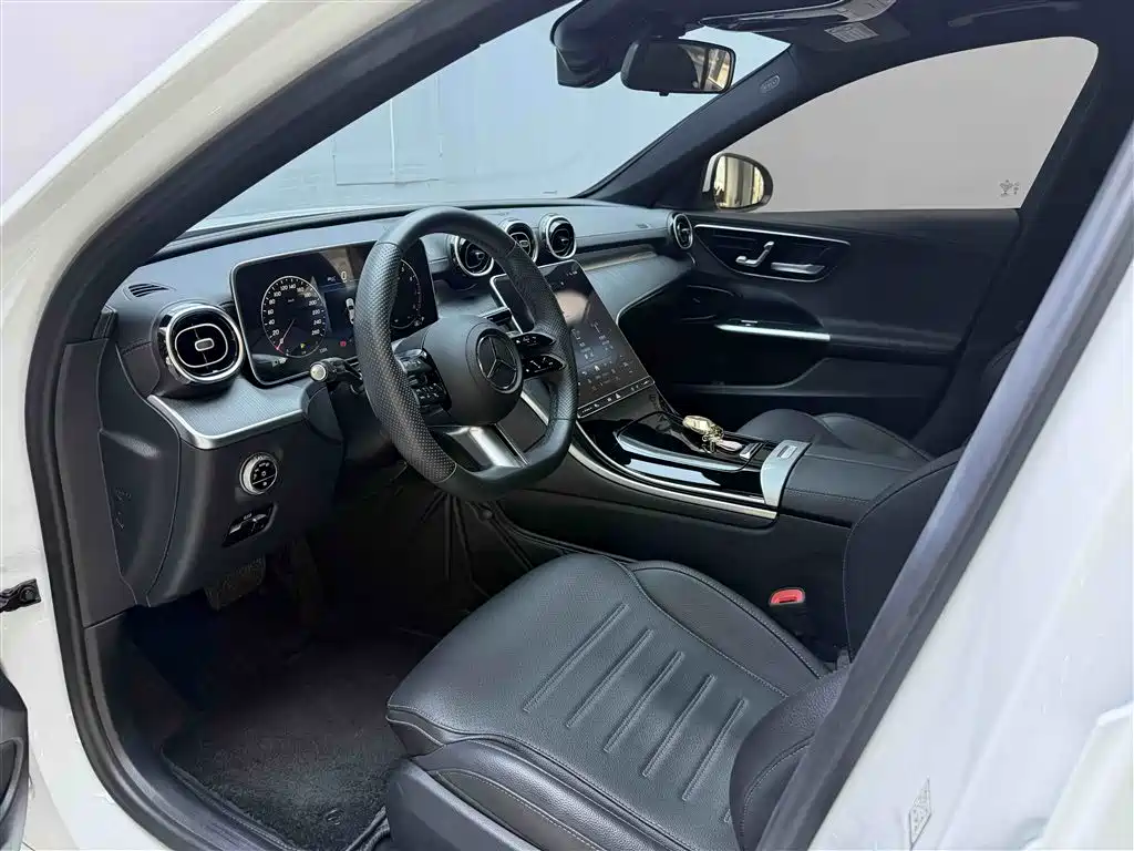 Mercedes-Benz C-Class 2023 C 200 L Sports Edition купить на сайте DeffCars