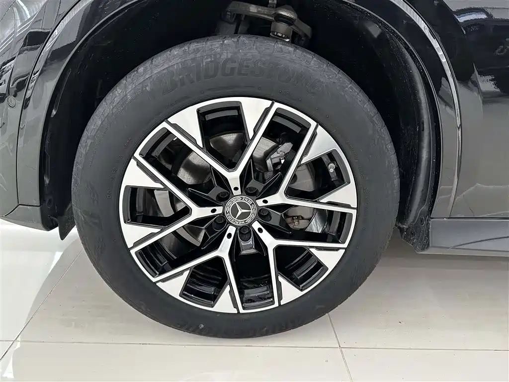 Mercedes-Benz GLC 2023 GLC 260 L 4MATIC luxury model 5 seats купить на сайте DeffCars