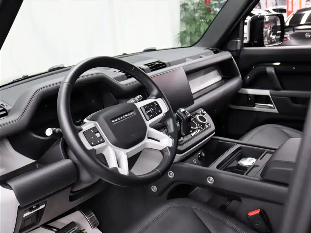 Land Rover Defender 2024 110 3.0T P400 XS купить на сайте DeffCars