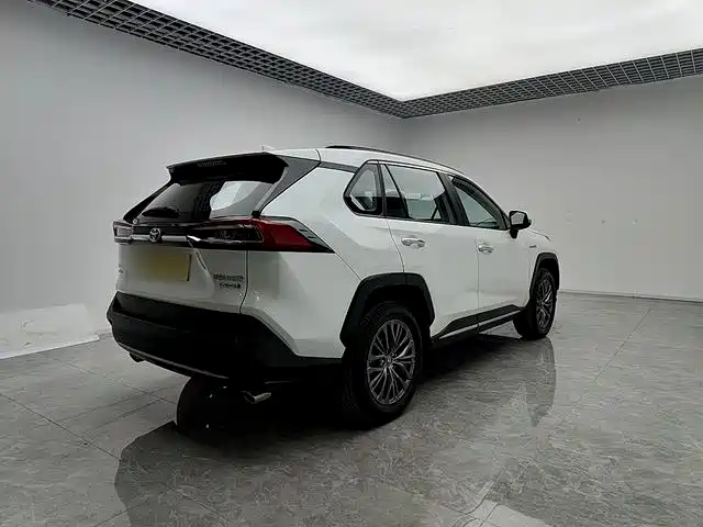 Wilanda 2023 Dual Engine 2.5L E-CVT Four-wheel Drive Premium Edition купить на сайте DeffCars