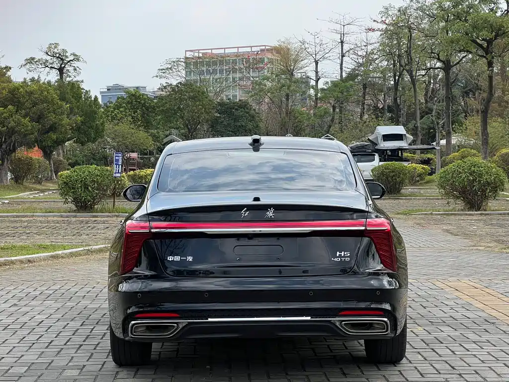 Hongqi H5 2023 2.0T Automatic Zhilianqichang Edition купить на сайте DeffCars