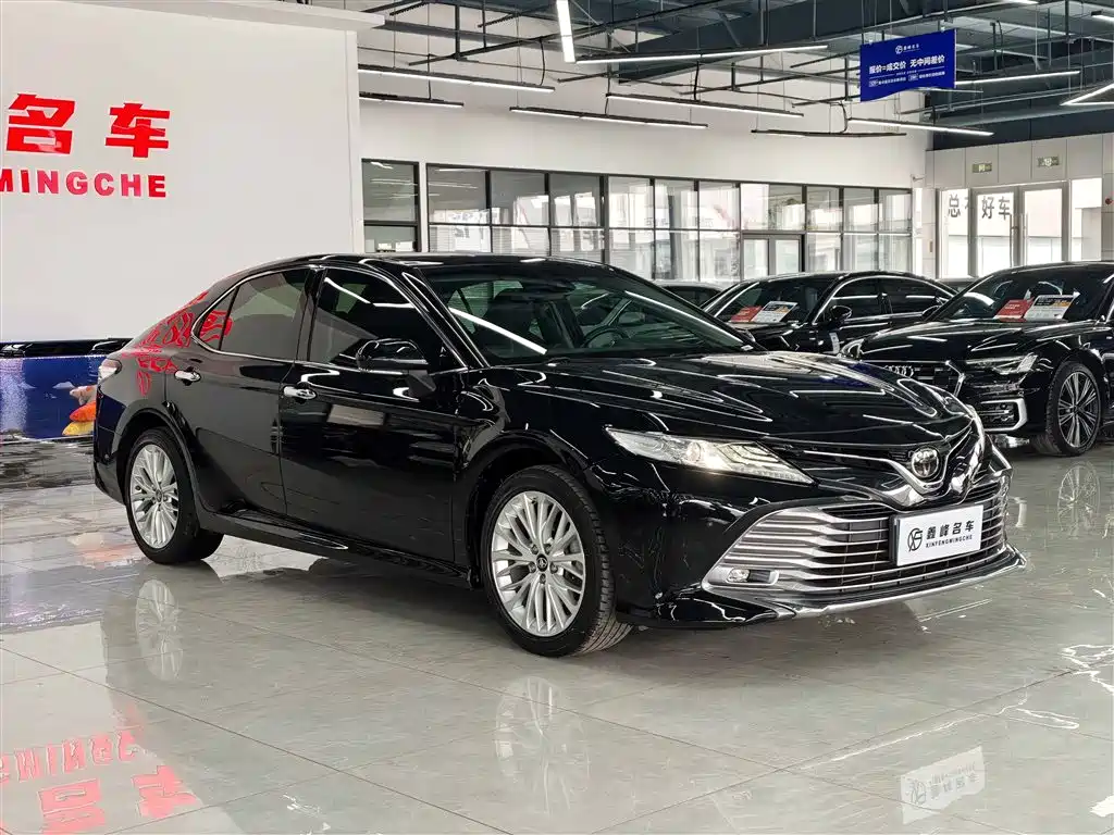 Camry 2019 facelift 2.5G Deluxe Edition купить на сайте DeffCars