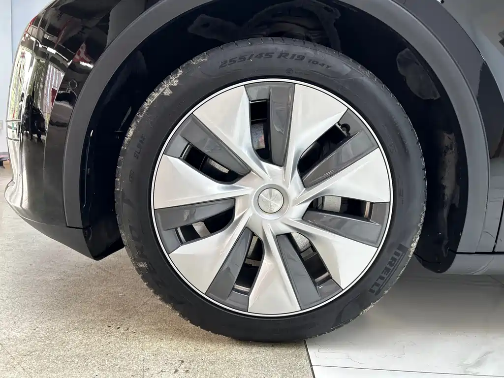 Model Y 2022 facelift rear-wheel drive version купить на сайте DeffCars