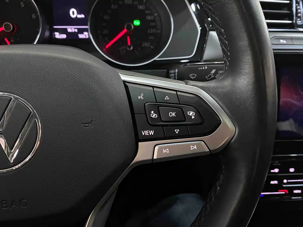 Magotan 2020 330TSI DSG leading model купить на сайте DeffCars