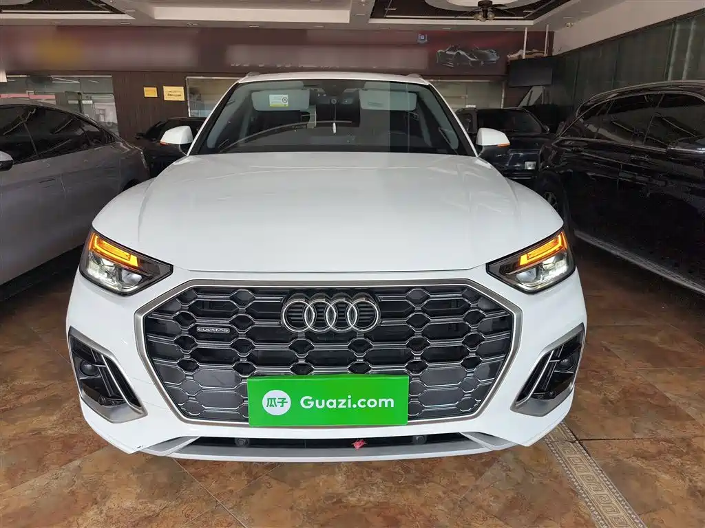 Audi Q5L 2022 facelift 45T luxury and dynamic model купить на сайте DeffCars