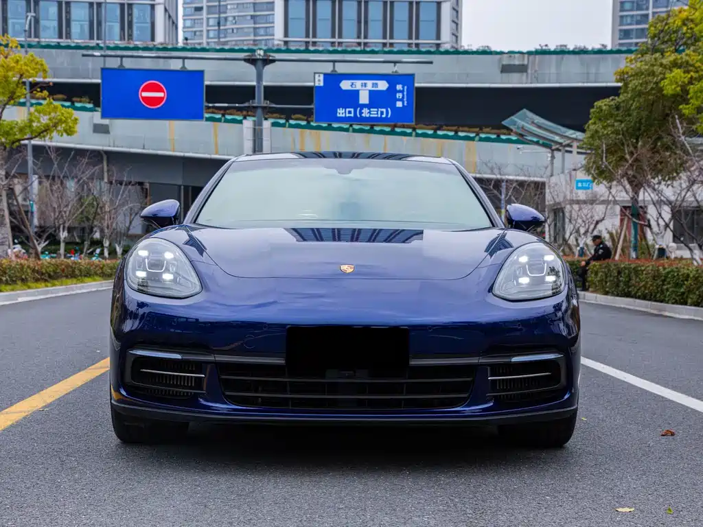 Panamera 2019 Panamera 4 Executive Extended Edition 2.9T купить на сайте DeffCars