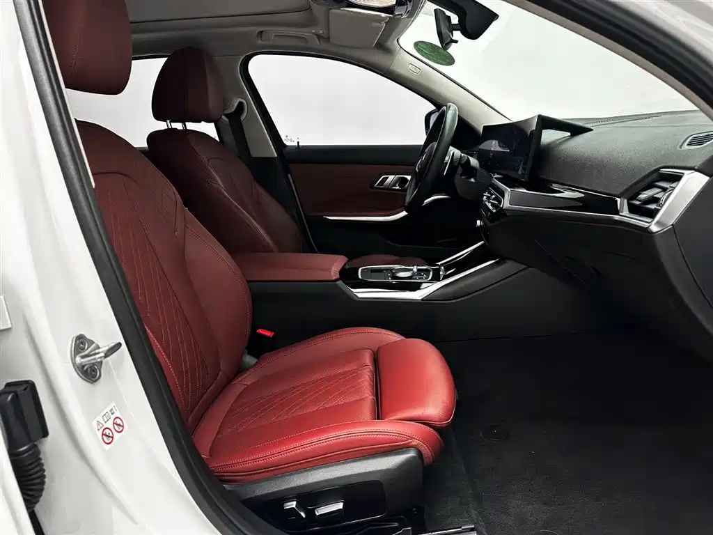 BMW 3 Series 2023 320Li M Sports Package купить на сайте DeffCars