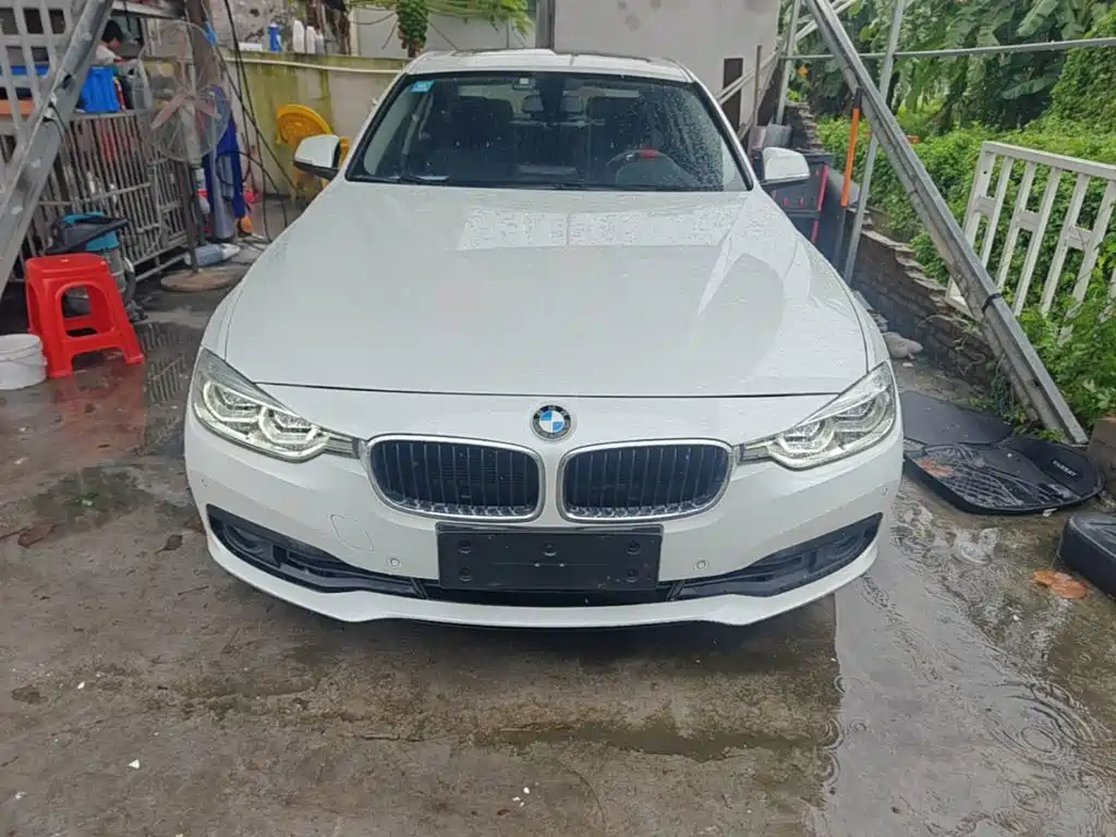 BMW 3 Series 2018 318i купить на сайте DeffCars