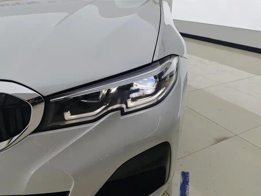 BMW 3 Series 2022 facelift 325i M Sports Package купить на сайте DeffCars
