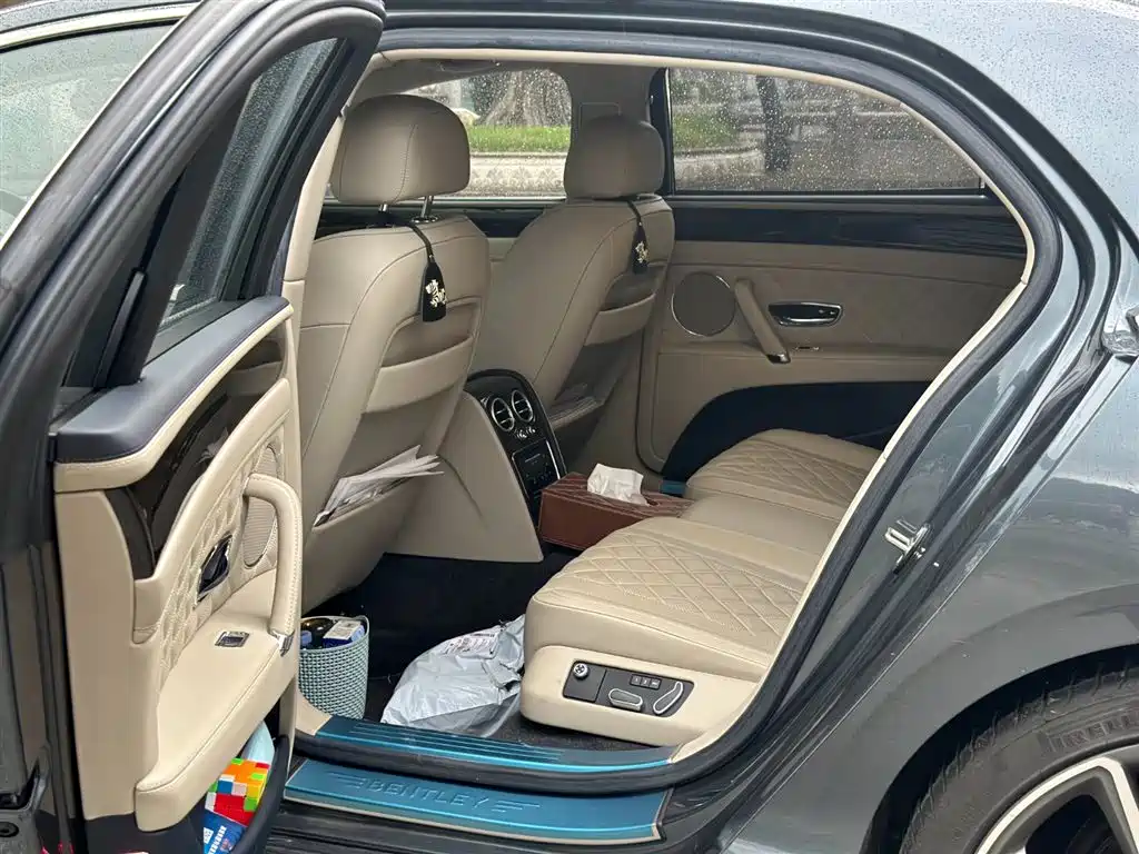 Flying Spur 2017 4.0T V8 S Standard Edition купить на сайте DeffCars