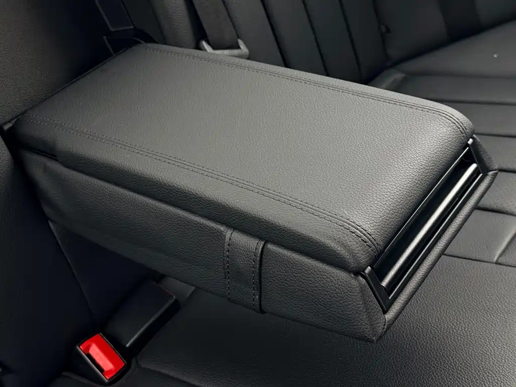 Mercedes-Benz E-Class 2015 E 260 L Sports купить на сайте DeffCars