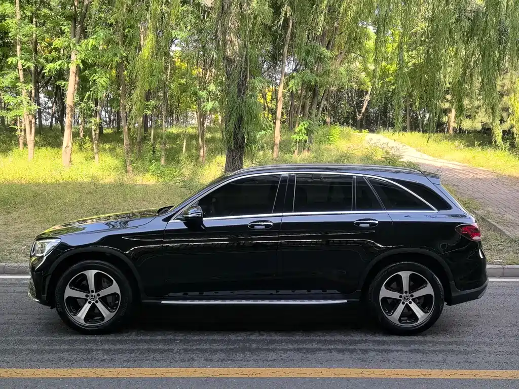 Mercedes-Benz GLC 2022 facelift three GLC 260 L 4MATIC dynamic type купить на сайте DeffCars