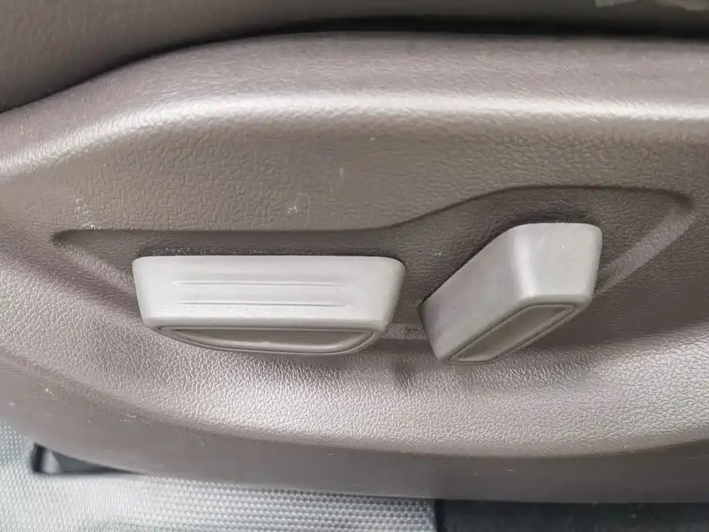 Trumpchi M6 2019 270T DCT Exclusive Edition (seven seats) National VI купить на сайте DeffCars