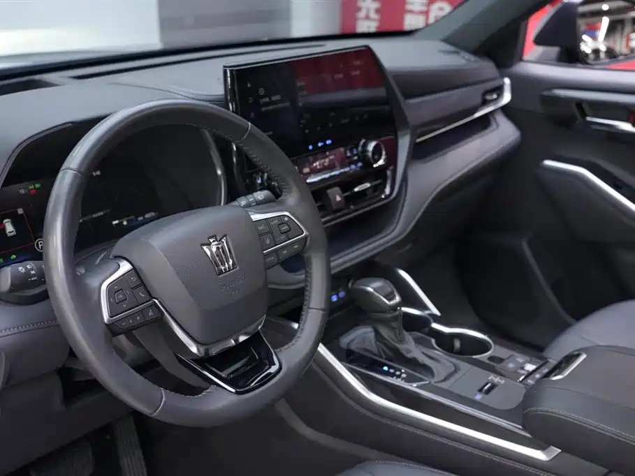 Crown Lufang 2022 2.5L HEV four-wheel drive premium version купить на сайте DeffCars