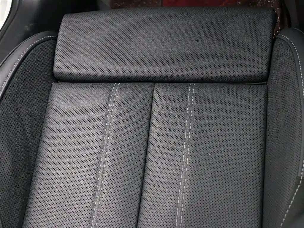 Audi A4L 2023 40 TFSI Fashionable and Dynamic купить на сайте DeffCars