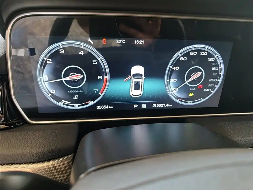 Hongqi HS5 2019 2.0T Zhilian Flagship Edition купить на сайте DeffCars