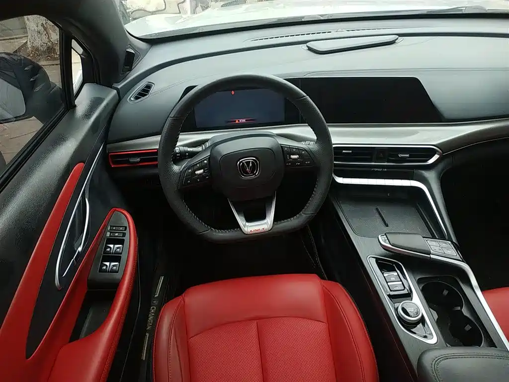Changan UNI-T 2020 1.5T flagship model купить на сайте DeffCars