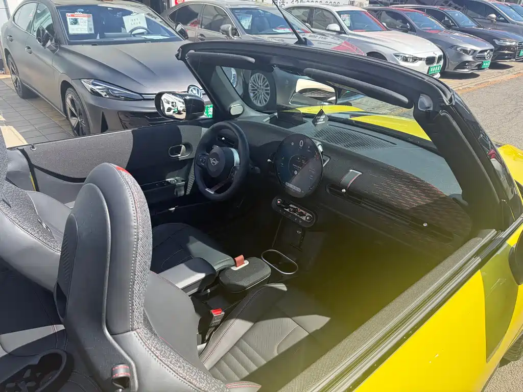 MINI 2025 2.0T COOPER S CABRIO racing driver купить на сайте DeffCars