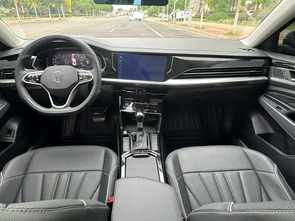 Passat 2024 380TSI Starry Sky Deluxe Edition купить на сайте DeffCars