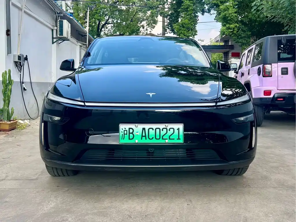 Model Y 2026 long-range rear-wheel drive version купить на сайте DeffCars
