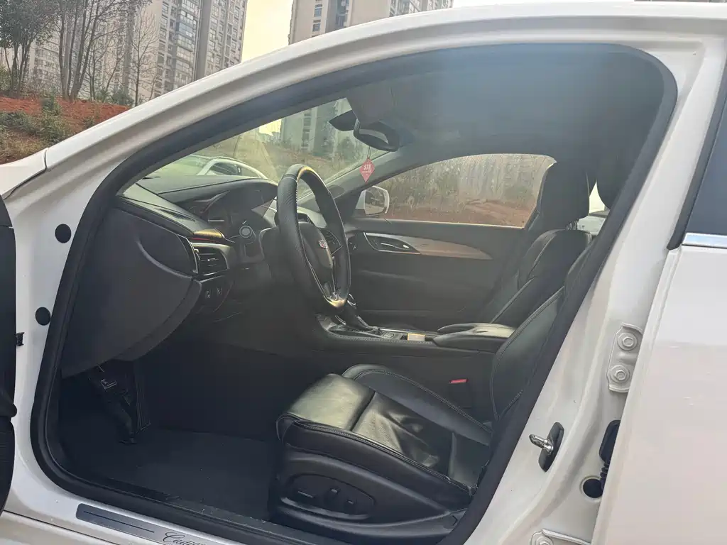 Cadillac ATS-L 2017 28T Fashion Model купить на сайте DeffCars