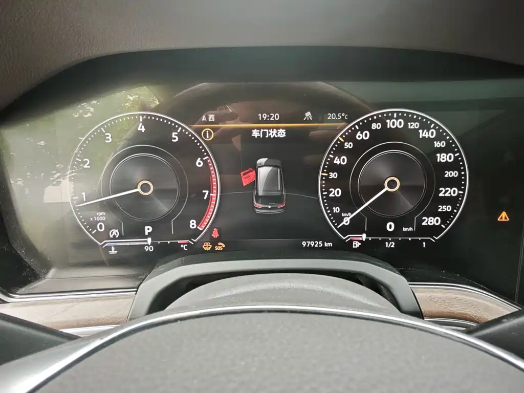 Touareg 2019 2.0TSI Pilot Edition National VI купить на сайте DeffCars