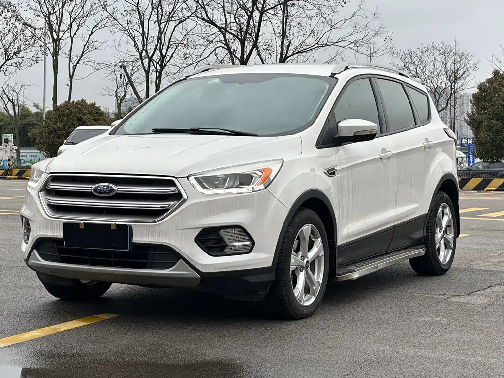 Escape 2017 EcoBoost 180 two-wheel drive refined airfoil купить на сайте DeffCars