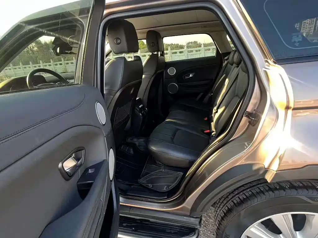 Range Rover Evoque 2018 240PS SE Zhiyao Edition купить на сайте DeffCars