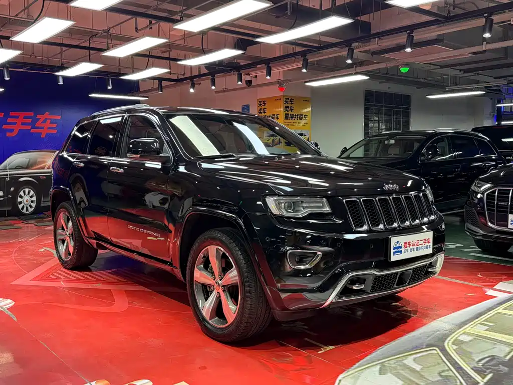 Grand Cherokee imported 2016 3.6L luxury navigation version купить на сайте DeffCars