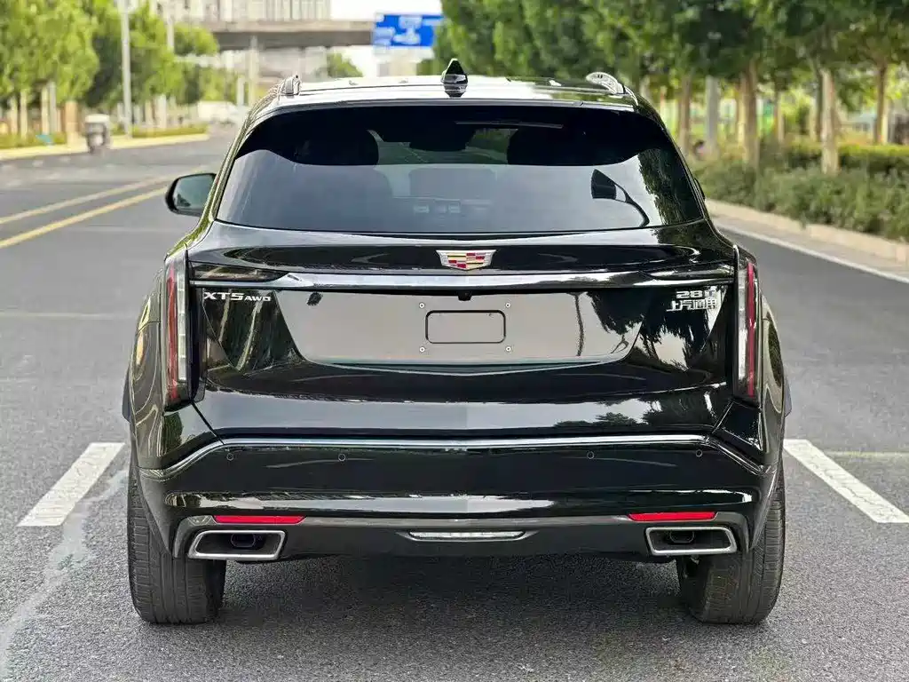 Cadillac XT5 2026 2.0T luxury model купить на сайте DeffCars