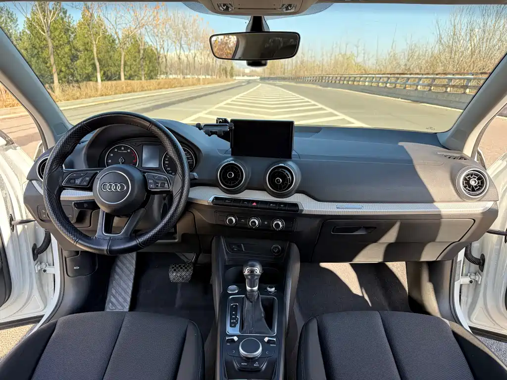 Audi Q2L 2020 35 TFSI aggressive and dynamic model купить на сайте DeffCars