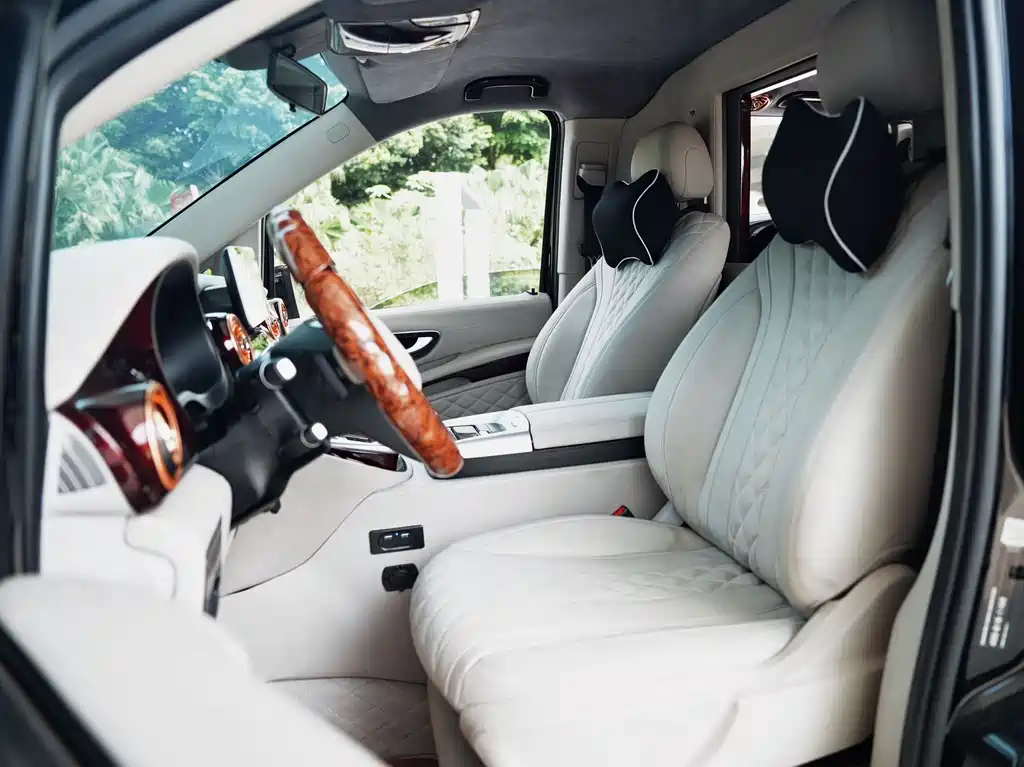 Vito 2021 2.0T Business Edition 7 seats купить на сайте DeffCars