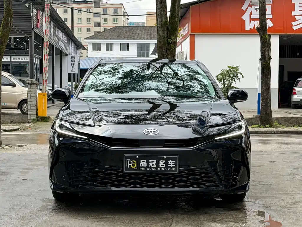 Camry 2024 Dual Engine 2.0HE Elite Edition купить на сайте DeffCars