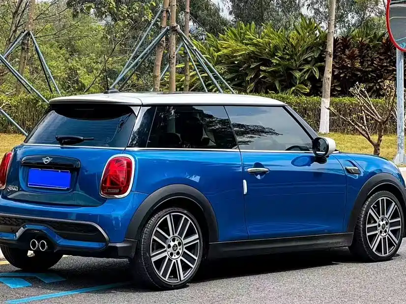 MINI 2022 2.0T COOPER S Artist купить на сайте DeffCars