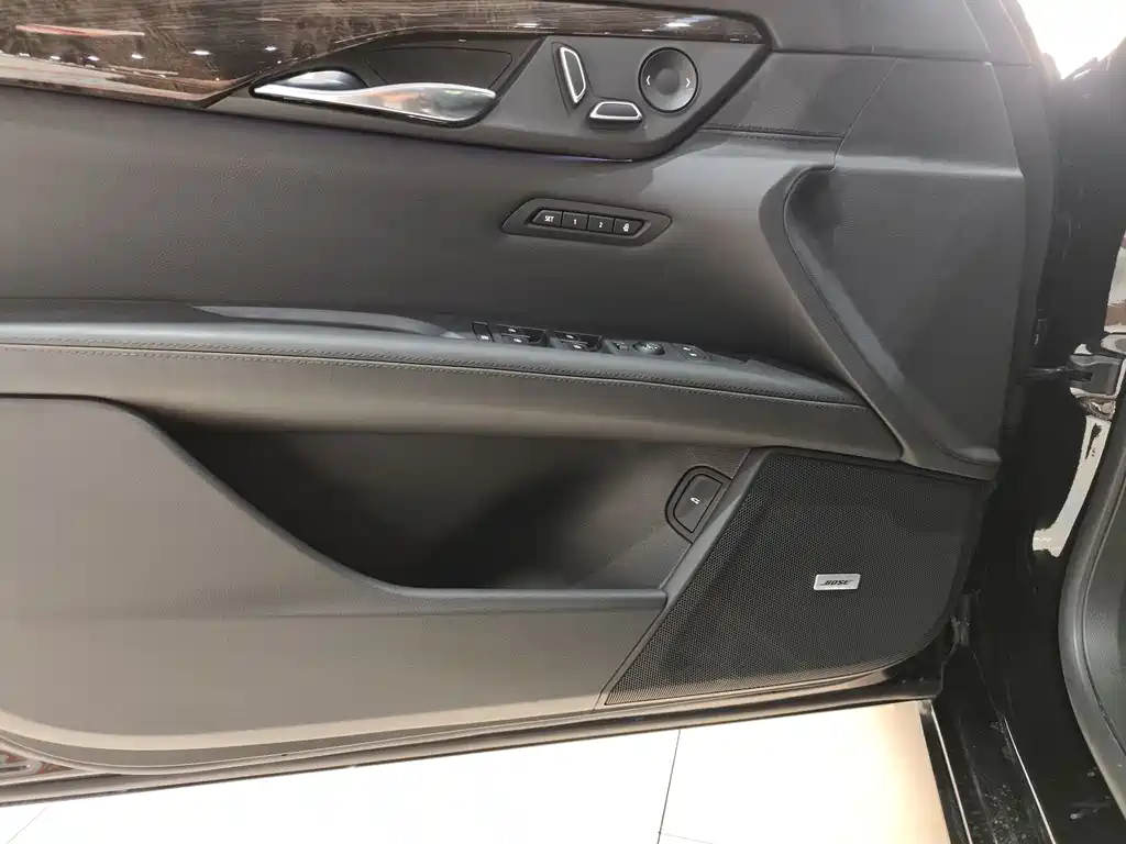 Cadillac CT6 2022 28T luxury model купить на сайте DeffCars