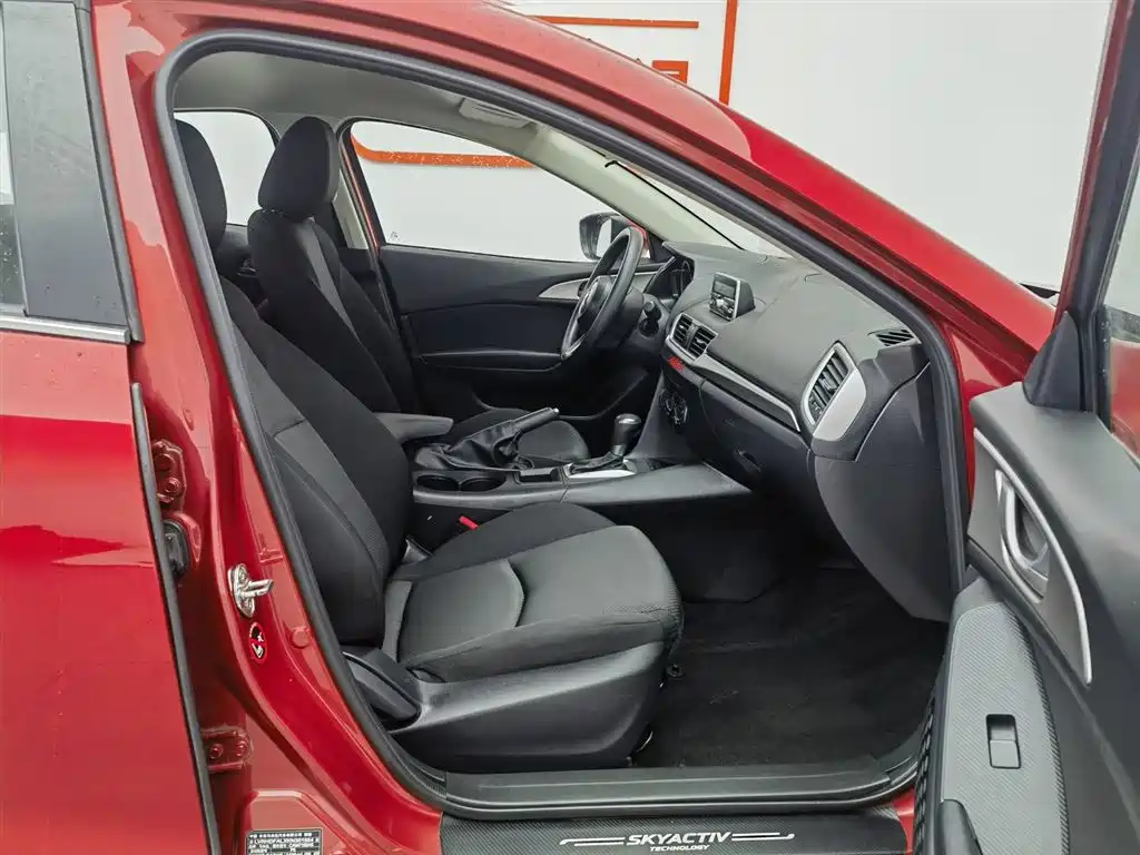 Mazda3 Angkesela 2019 Cloud Control Edition Sedan 1.5L Automatic Comfort Type National V купить на сайте DeffCars