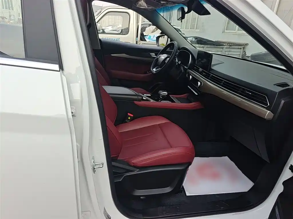 Jietu X70 2025 model 1.5T DCT surpasses PRO 5-seater купить на сайте DeffCars