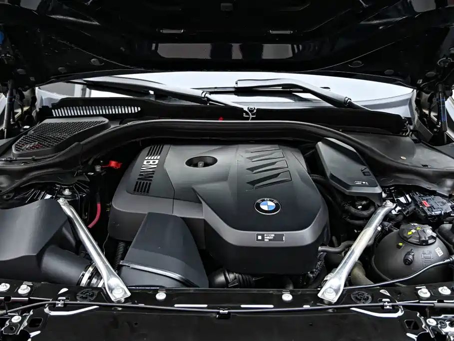 BMW 5 Series 2024 530Li Leading M Sports Package купить на сайте DeffCars