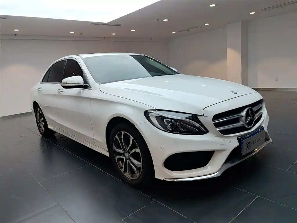 Mercedes-Benz C-Class 2015 C 180 L Sports купить на сайте DeffCars