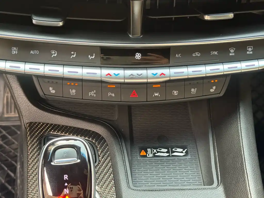 Cadillac CT5 2021 28T Platinum Sports Model купить на сайте DeffCars