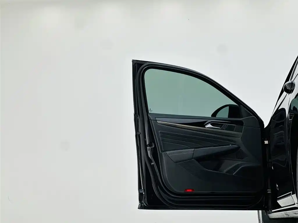 Passat 2019 280TSI Business Edition National VI купить на сайте DeffCars