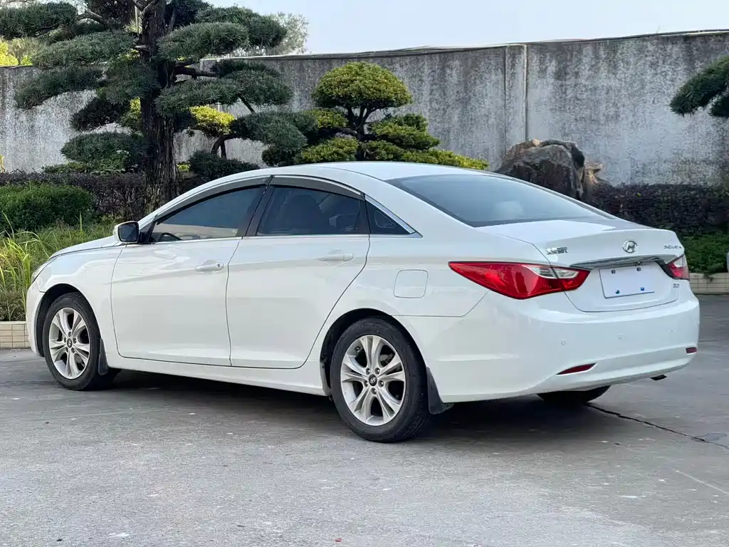 Sonata 2013 2.0L Automatic Fashion Edition купить на сайте DeffCars