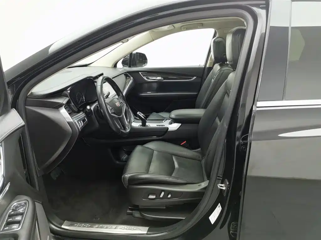 Cadillac XT5 2018 28T four-wheel drive luxury model купить на сайте DeffCars