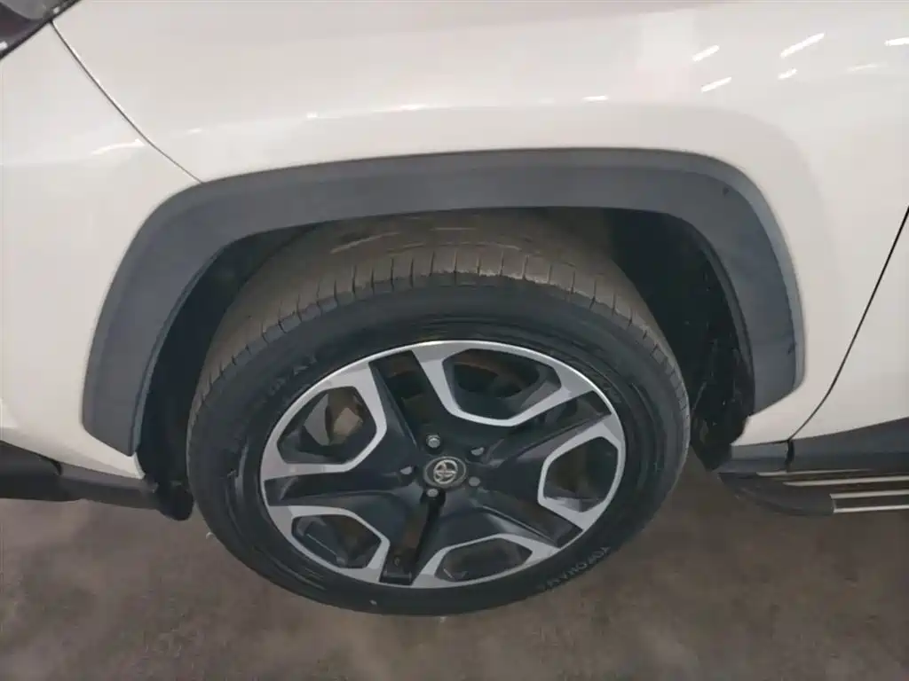 RAV4 Rongfang 2020 2.0L CVT two-wheel drive premium version купить на сайте DeffCars