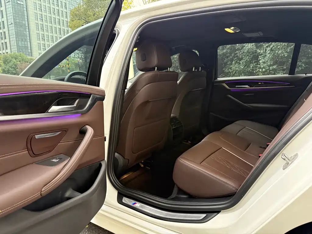 BMW 5 Series 2021 525Li M Sports Package купить на сайте DeffCars