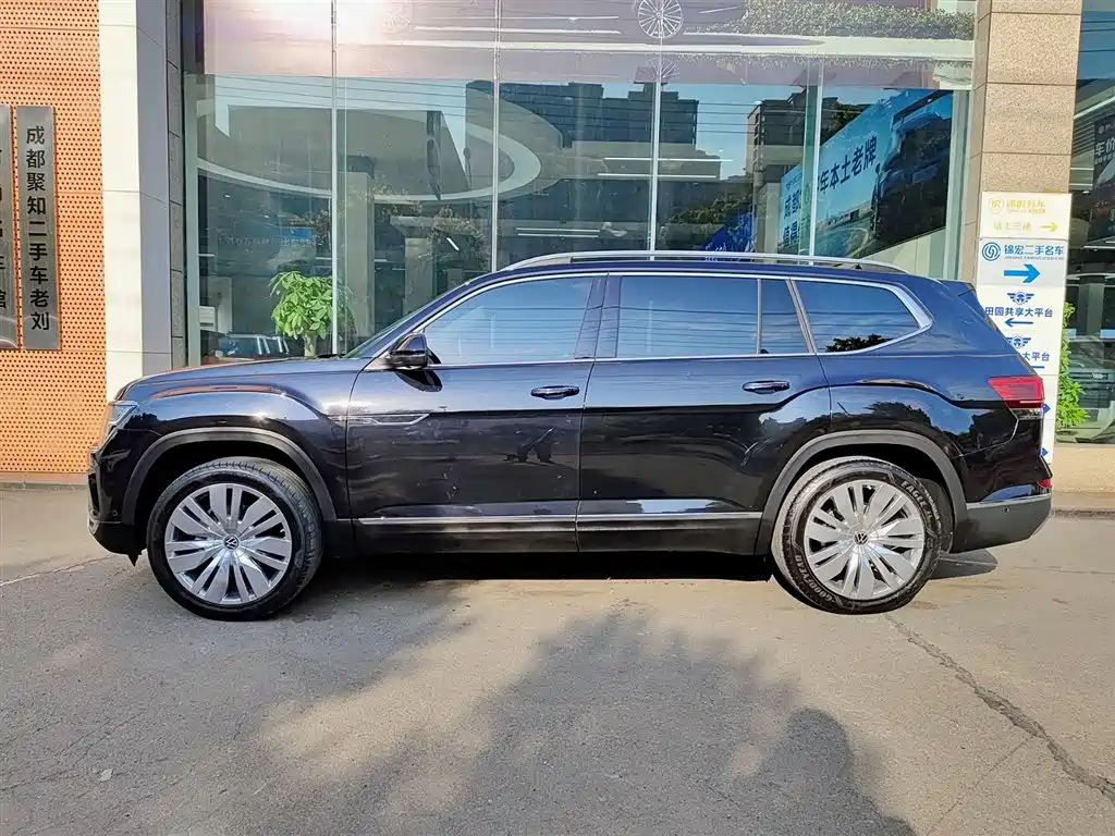Touron 2023 530 V6 four-wheel drive flagship version купить на сайте DeffCars