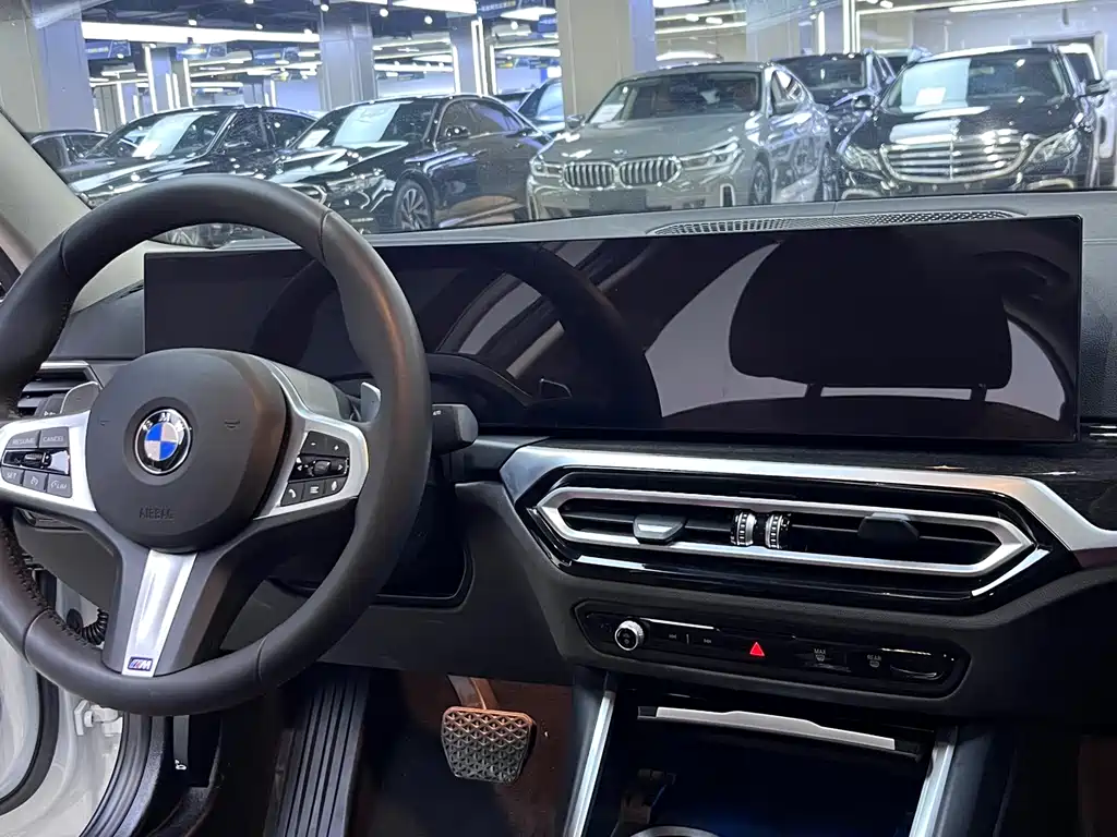 BMW 3 Series 2024 325Li M Sports Package купить на сайте DeffCars
