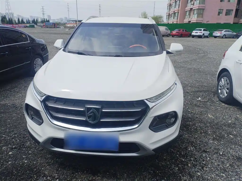 Baojun 510 2017 1.5L automatic fashion model купить на сайте DeffCars