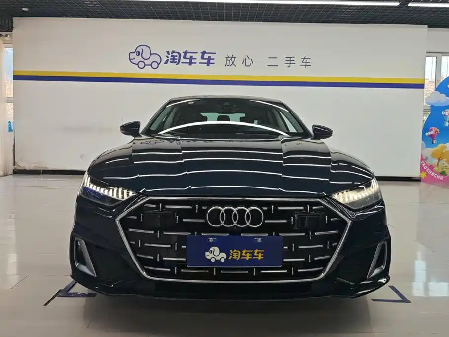 Audi A7L 2024 45TFSI S-line Dream Building Liquid Crystal Package купить на сайте DeffCars